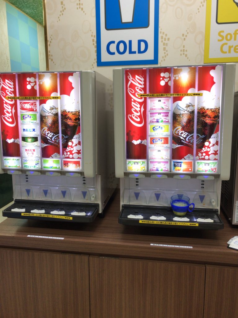 【水戸・キッズルーム付きカラオケ】子連れにオススメ！！まねきねこ水戸バイパス店 家族で行けば小中学生無料！ドリンクバー付きでお得 いばママトリオ☆茨城子連れ主婦のホンネ部屋